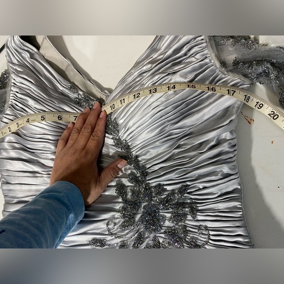 My queen silver FORMAL MODEST MOTHER OF THE BRIDE GROOM DRESS M - Picture 9 of 15